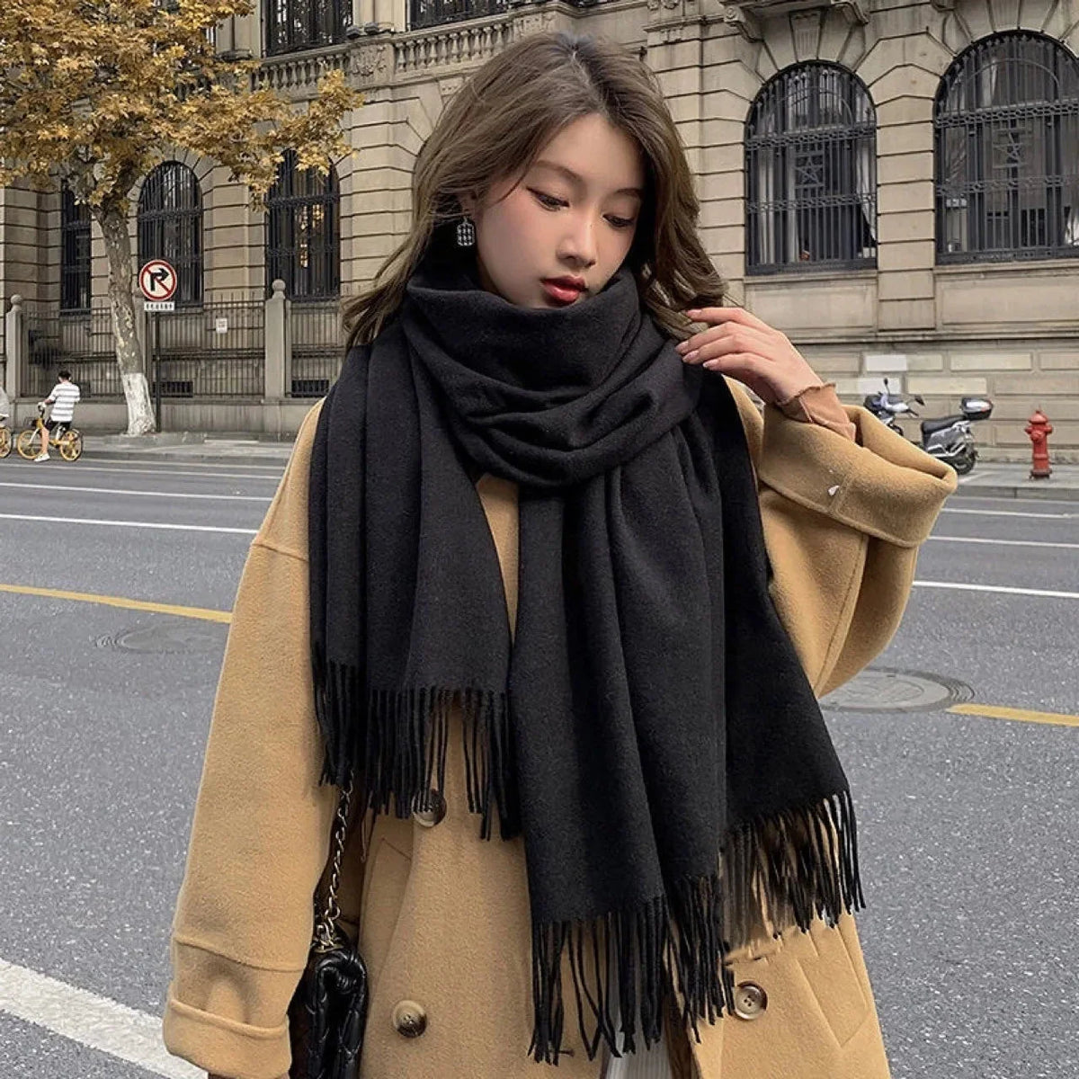 Quick Pick Grocers Black Checkered Cashmere Scarf – Women's Warm Wool Scarf for Winter & Autumn